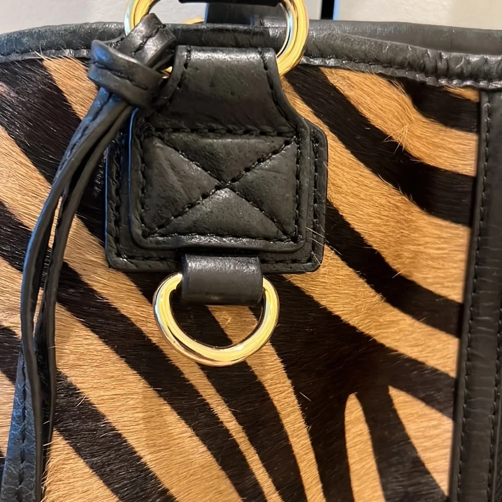 Badgley Mischka calf hair leather top handle tote handbag purse designer zebra - Picture 7 of 9
